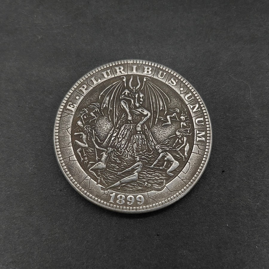 King And Witch Coin For Collectors Lovers, Every Day Carry Decision Coin Or Challenge Coin