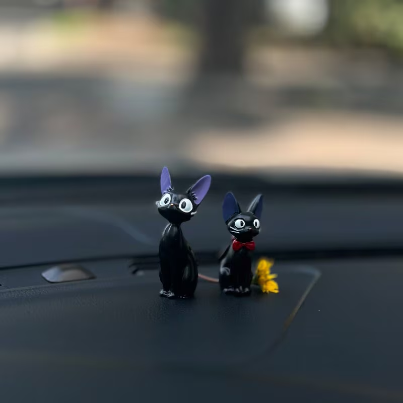 Cute Anime Car Dashboard Decor – Totoro Mini Ornaments