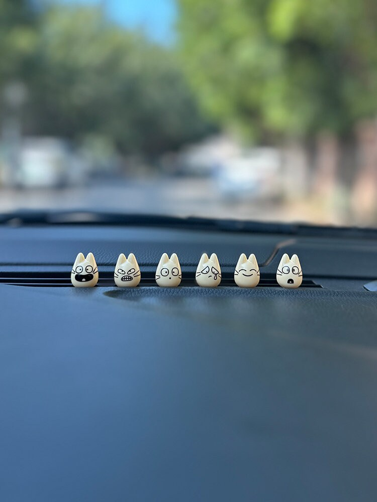 Cute Anime Car Dashboard Decor – Totoro Mini Ornaments