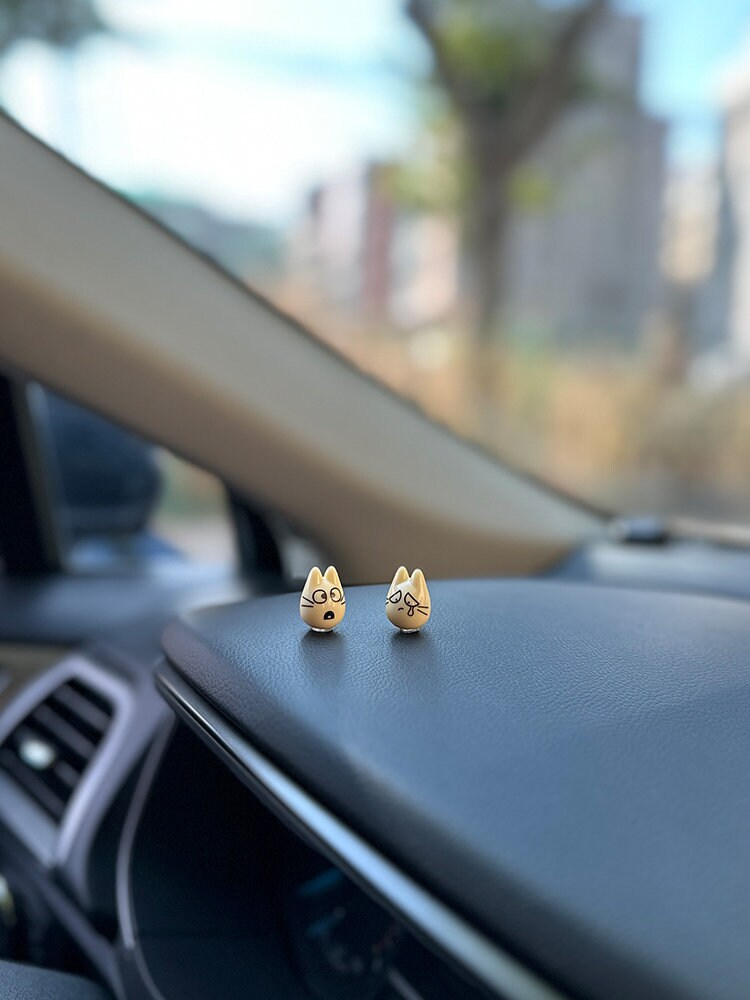 Cute Anime Car Dashboard Decor – Totoro Mini Ornaments