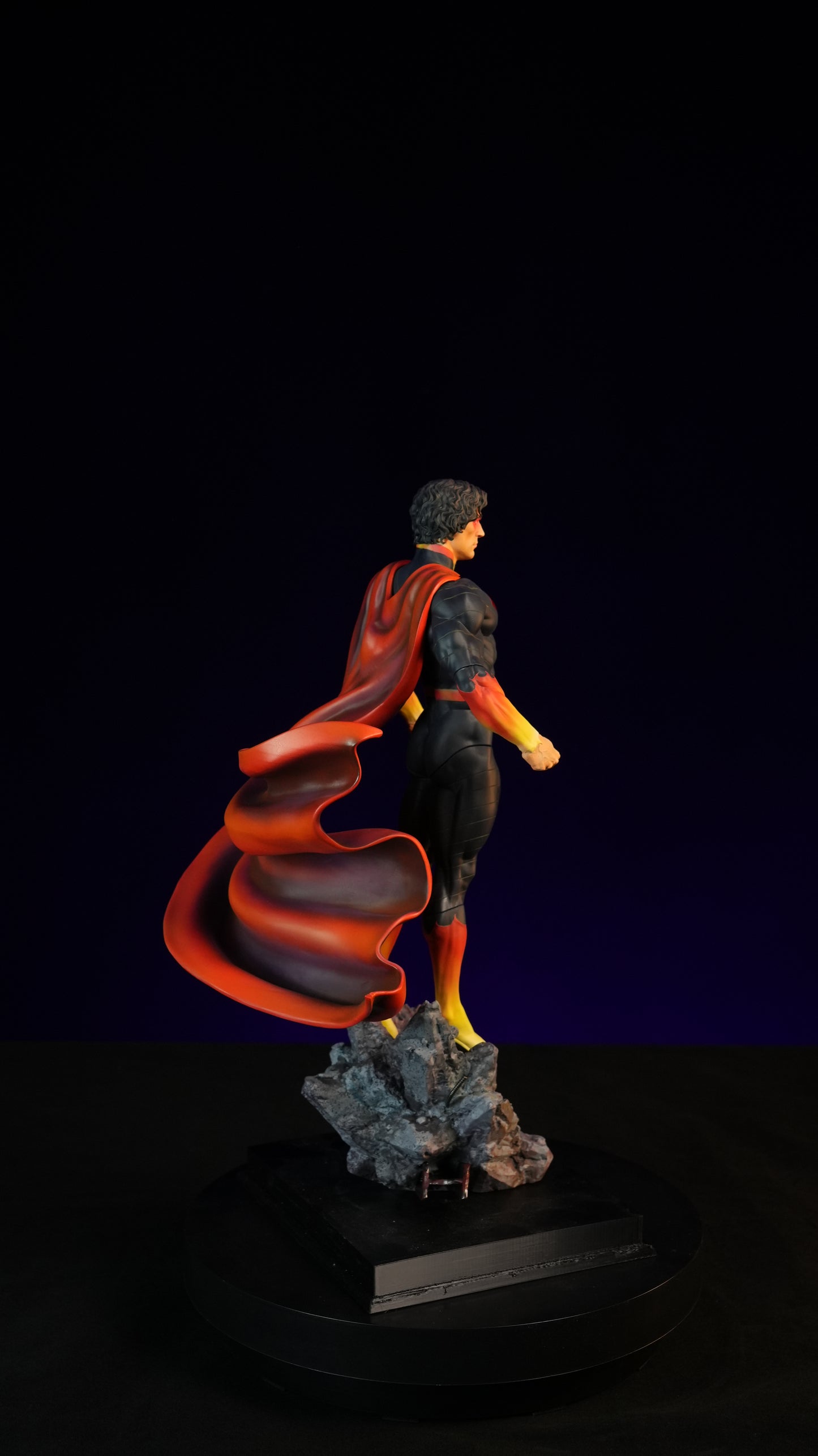 Absolute Superman Figure – Premium Collectible Statue for Desk, Shelf & Display