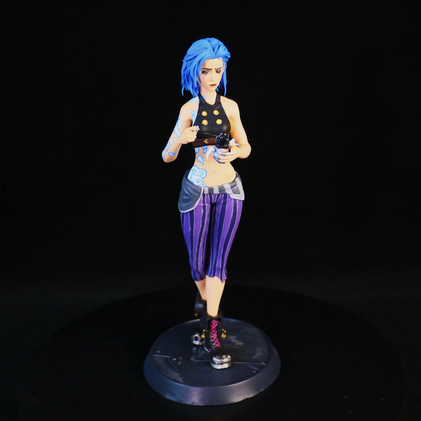 Arcane-Inspired Collectible Figures – Handcrafted 3D Printed Display Statues