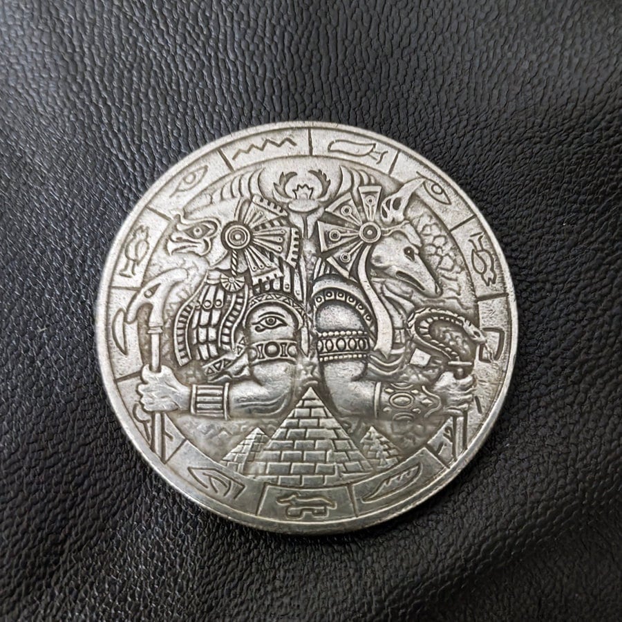 Horus Pyramids Coin For Collectors Lovers, Every Day Carry Decision Coin Or Challenge Coin