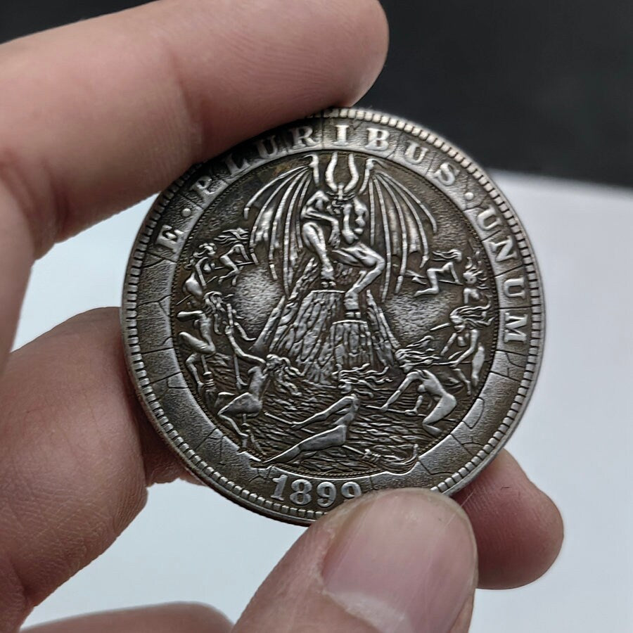 King And Witch Coin For Collectors Lovers, Every Day Carry Decision Coin Or Challenge Coin