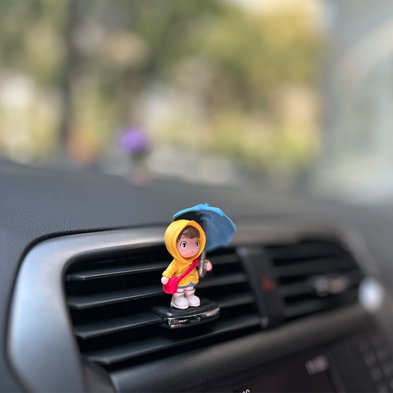 Cute Umbrella Girl Anime Figurine Car Dashboard Decor, Standing Car Pendant Ornament, Car Interior Decoration